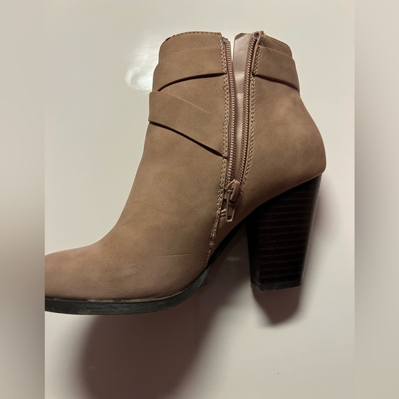 Soft Pink Ankle block Heel Booties - Picture 6 of 10